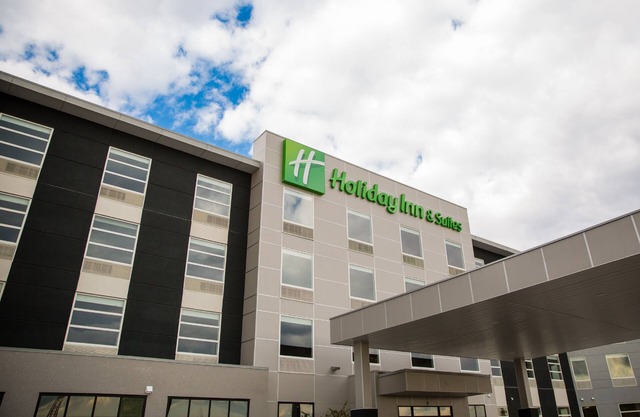 Holiday Inn Calgary South Conference Center by IHG