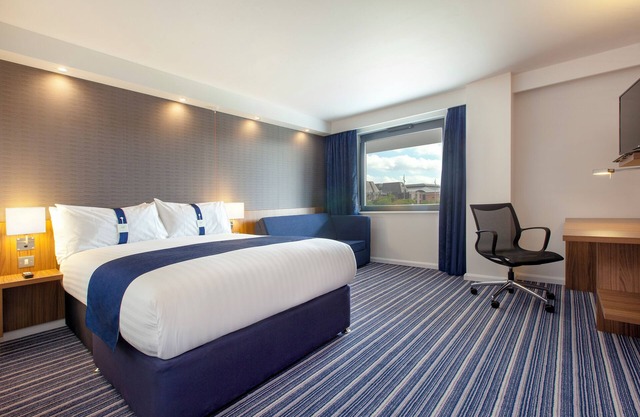 Holiday Inn Express Middlesbrough - Centre Square by IHG