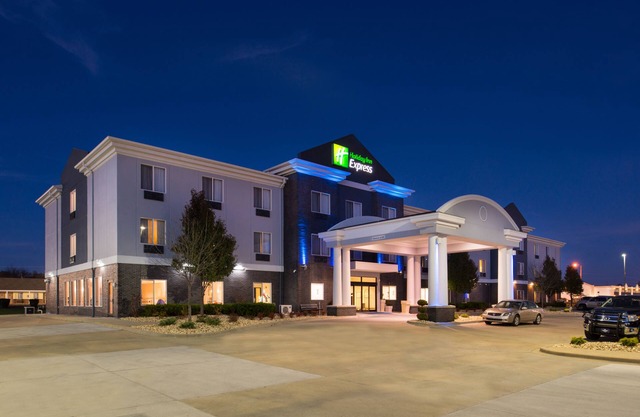 Holiday Inn Express Hotel & Suites Pittsburg by IHG