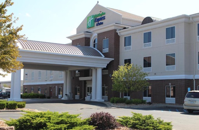 Holiday Inn Express Hotel & Suites Sedalia by IHG