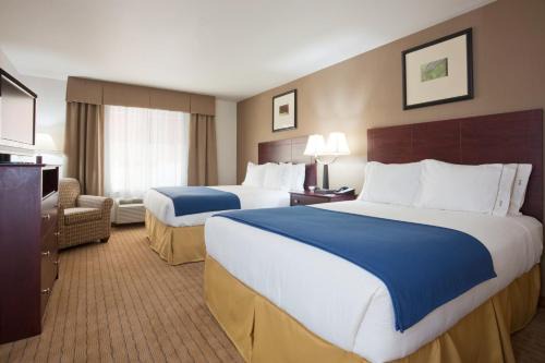 Holiday Inn Express Hotel & Suites Antigo by IHG