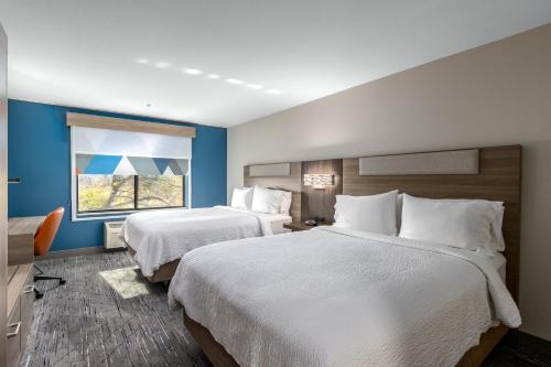 Holiday Inn Express Hotel & Suites Vancouver Mall-Portland Area by IHG