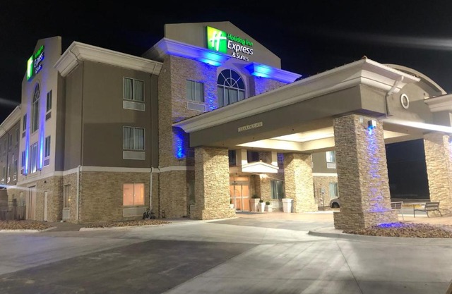 Holiday Inn Express Hotel & Suites Woodward Hwy 270 by IHG