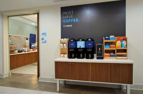 Holiday Inn Express & Suites Shippensburg by IHG