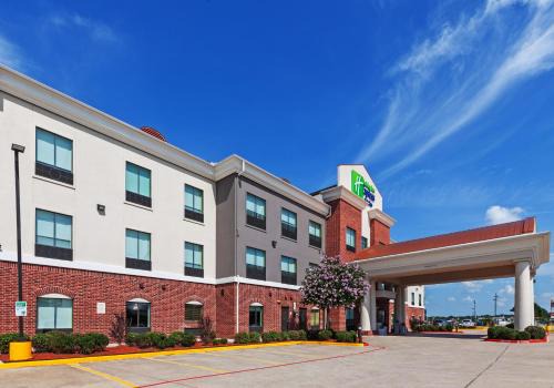 Holiday Inn Express Sealy by IHG