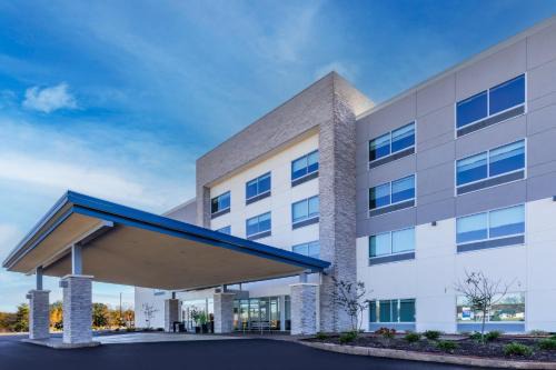 Holiday Inn Express & Suites Senatobia I-55 by IHG