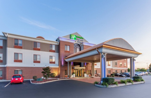 Holiday Inn Express & Suites - O'Fallon/Shiloh by IHG