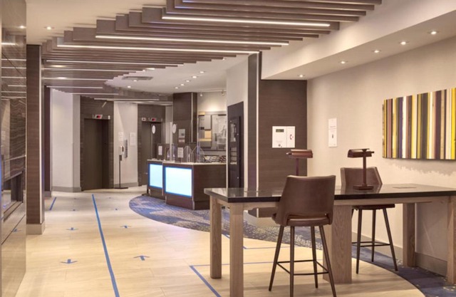 Holiday Inn Express Vancouver-Metrotown (Burnaby)