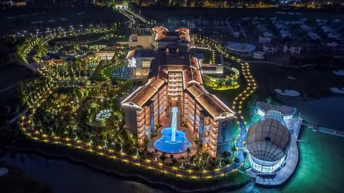 Holiday Inn Resort Qionghai Guantang by IHG