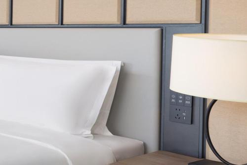 Holiday Inn Shanghai Minhang Center by IHG