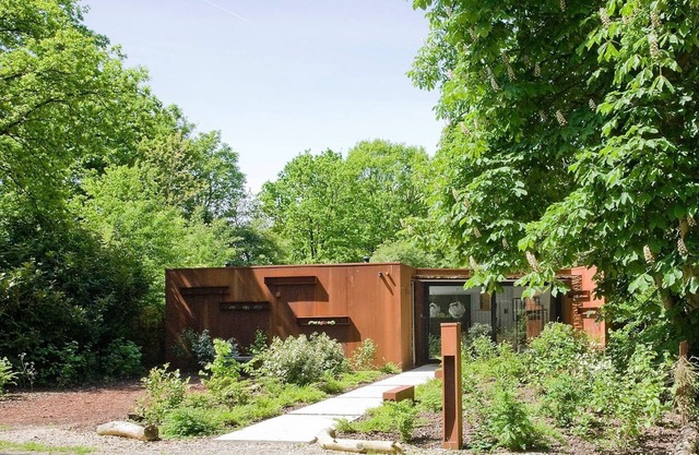 Holiday villa with modern furnishings on the Bergvliet estate, near Breda. Golf, wellness, and Burgundian coziness.