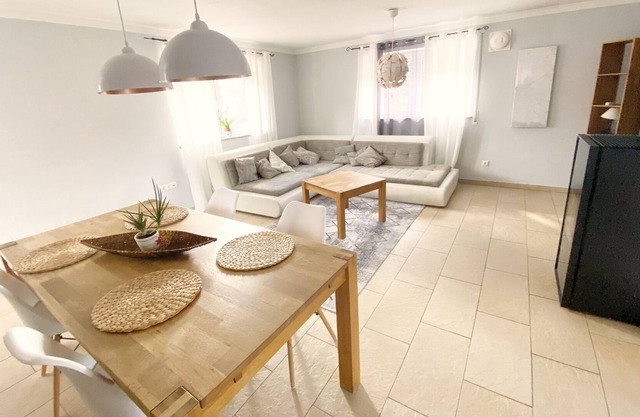 Holidays at the lake in Bavaria with a sandy beach, your own pedal boat and SUP board