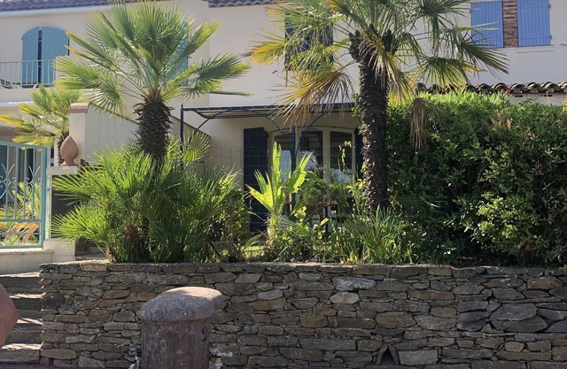 Holidays with a view of Port Grimaud, a stone's throw from Saint-Tropez