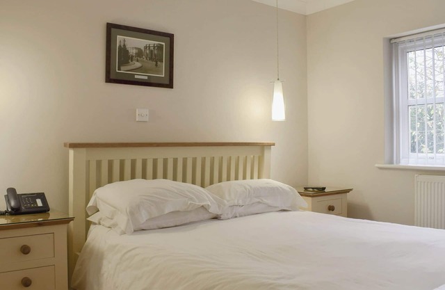 Hollies Cottage 5 - UKC4521