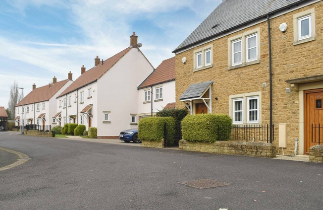 Hollies Cottage 7 - UKC4523