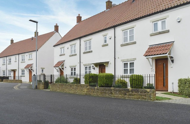 Hollies Cottage 15 - UKC4538