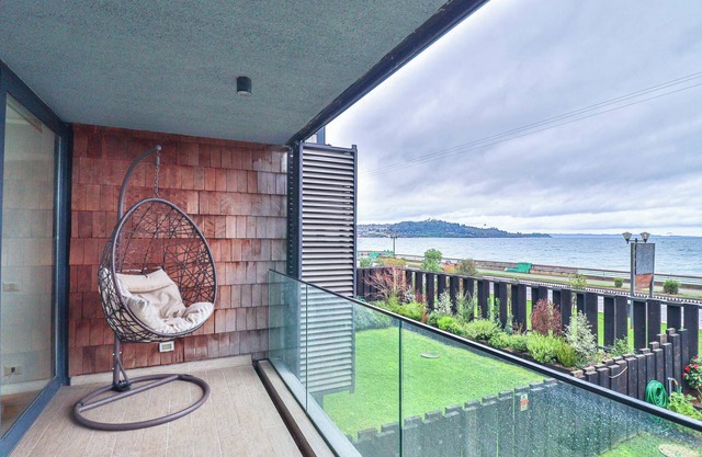 HOM I Depto Familiar 3D2B con vista al Lago