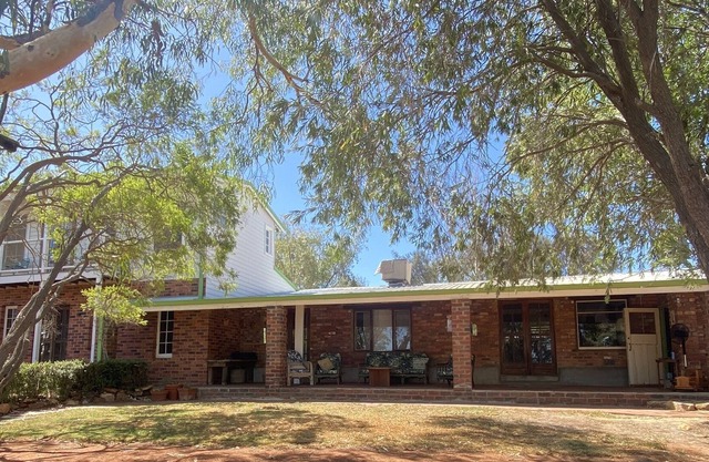 Home among the Eucalypts at Mt Hardey farm