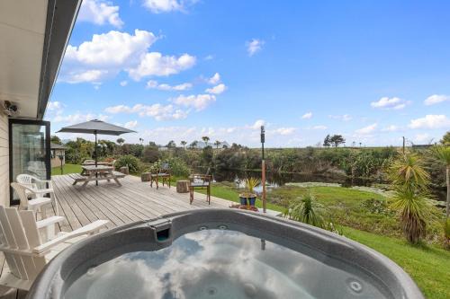 Home Away From Home - Ruakaka Escape