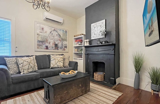Home In South Historic District with Hot Tub