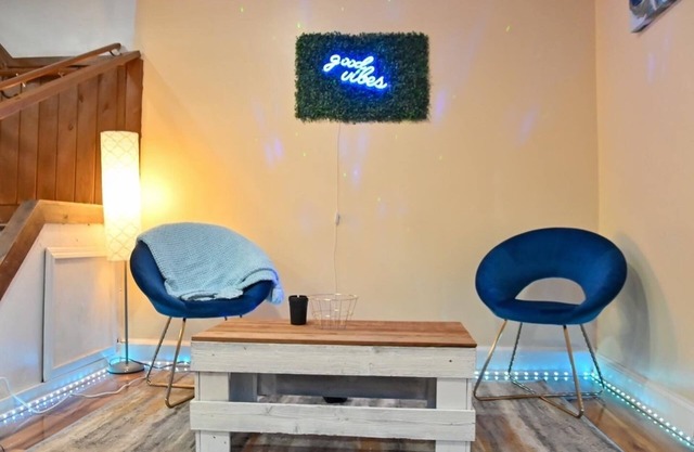 Home w/Deck