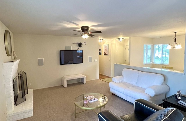 Home w/Pool & Jacuzzi, Short Drive to Monterey/Carmel Beach