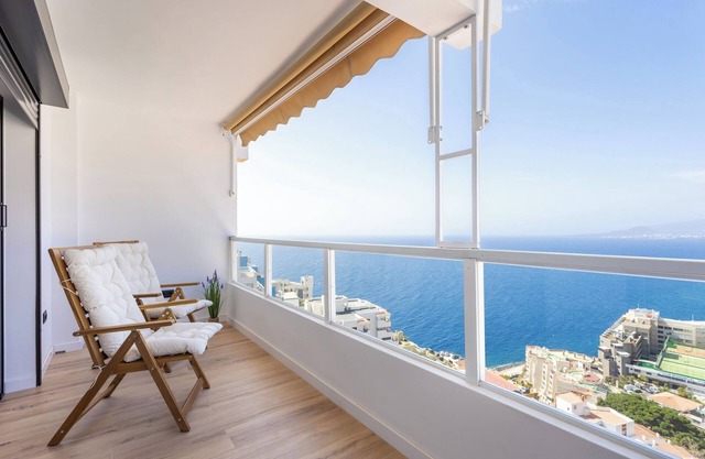 Home2Book Miami Views Apt & Pool, Tabaiba