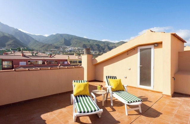 Home2Book Stunning Apartment Candelaria, Terrace