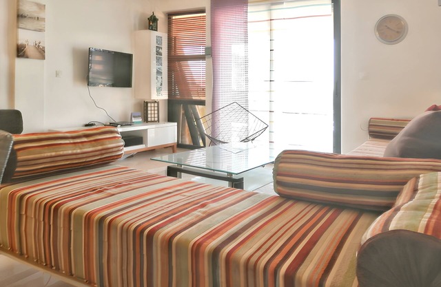 Homerez - 60m² Apartment with Balcony in Imi Ouaddar