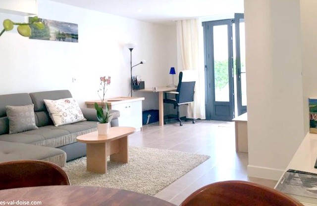 Homerez - Amazing apartement for 4 ppl. at Argenteuil