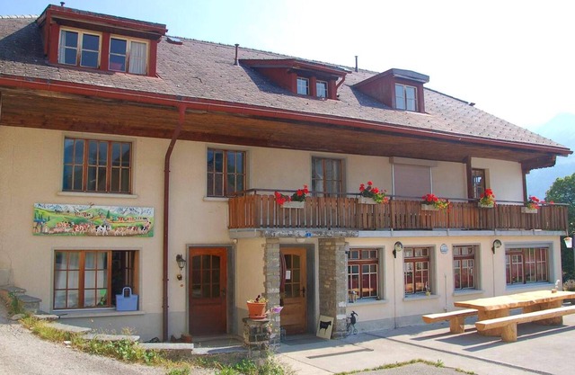 Homerez - Amazing house for 19 ppl. with terrace at Haut-Intyamon