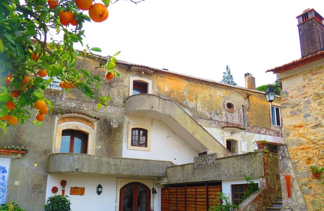 Homerez - Amazing house for 13 ppl. with shared pool at Porto de Mós