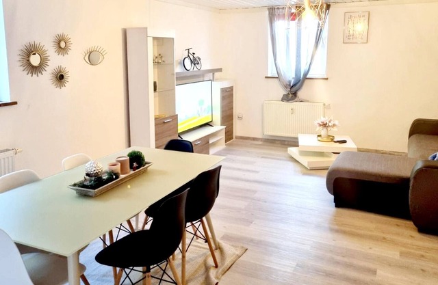Homerez - Apartement for 8 ppl. with terrace at Groß-Rohrheim, Groß-Rohrheim