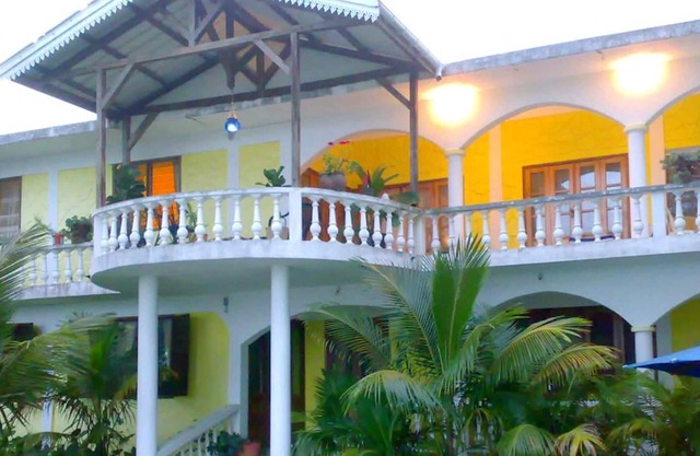 Homerez - Appartement 1 km away from the beach for 7 ppl. with swimming-pool