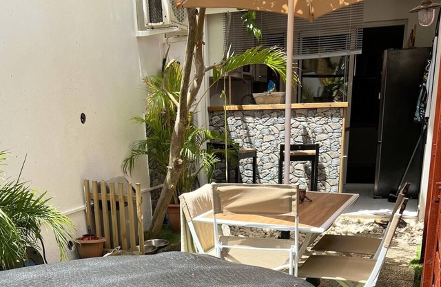 Homerez - Appartement 17 km away from the beach for 2 ppl. with jacuzzi at Ducos
