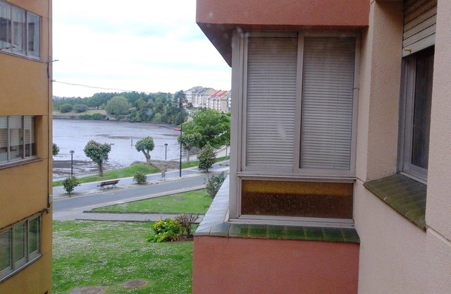 Homerez - Appartement 5 km away from the beach for 4 ppl. with balcony at Cambre