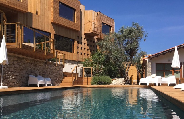 Homerez - Appartement for 2 ppl. with shared pool, garden and balcony at Alvados