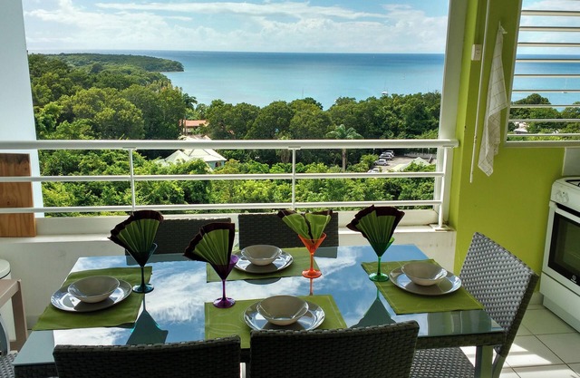 Homerez - Apt Sainte-Anne – Sea view