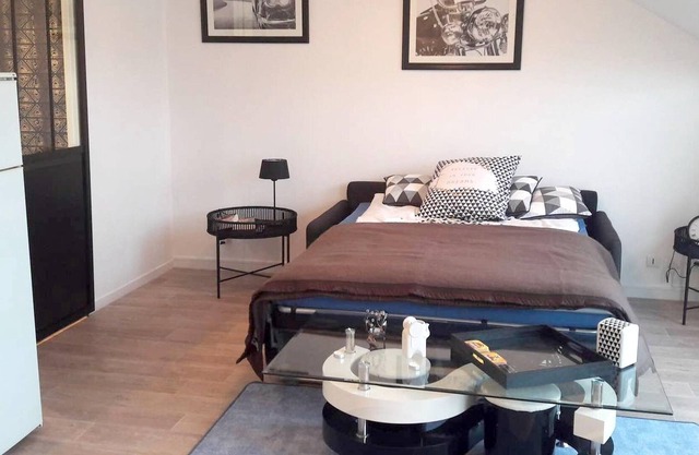 Homerez - Beautiful studio for 2 ppl. at Compiègne