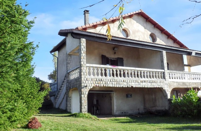Homerez - Charming house in Coucouron