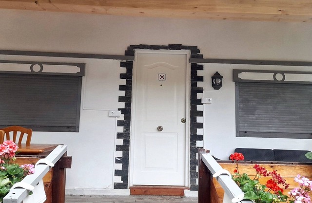 Homerez - Charming House in Irañeta with Fenced Garden