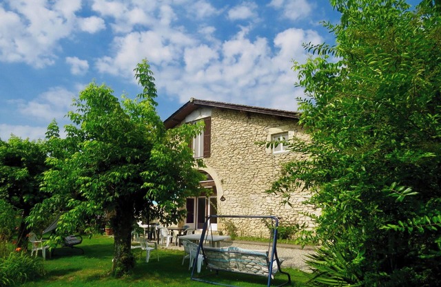Homerez - Cosy Apartment in Blaignac with Shared Pool - 55 m²