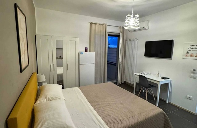 Homerez - Cozy Studio in Salerno - 20 m² with Terrace