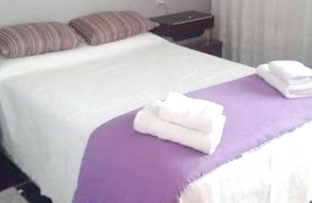 Homerez - Beautiful apartement for 4 ppl. with terrace at Santiago de Compostela