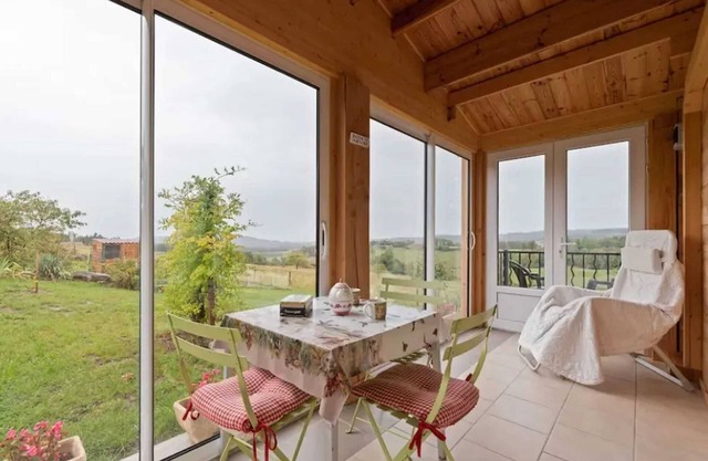 Homerez - Chalet in Égliseneuve-des-Liards