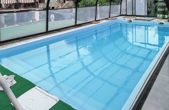 Homerez - House Brantôme with pool