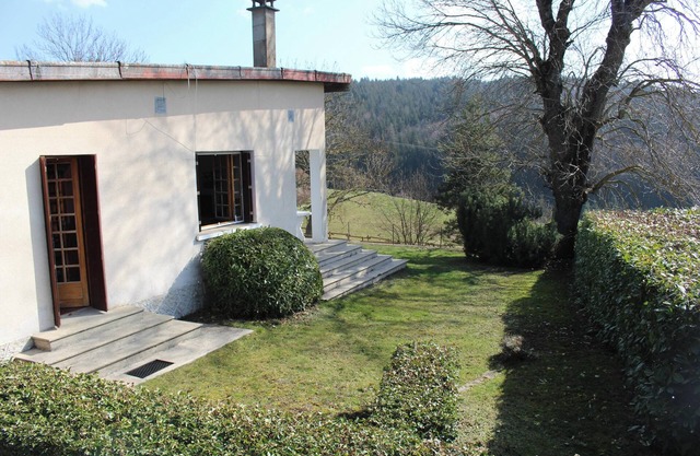Homerez - House in Langogne, mountain view