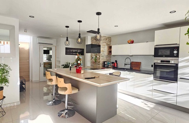 Homerez - Modern Apartment in Nice