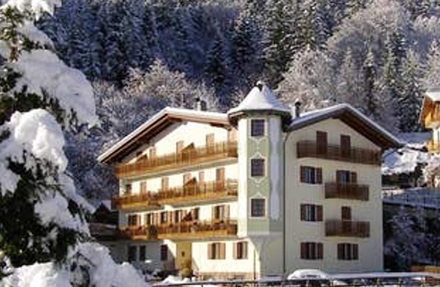 Homerez - Nice appartement 600 m away from the slopes for 8 ppl. at Andalo
