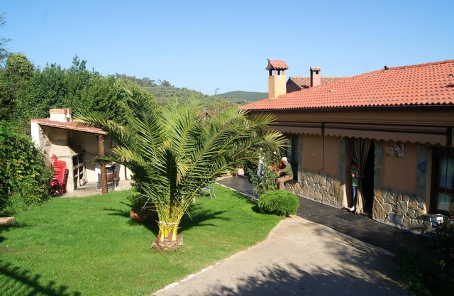 Homerez - Nice house With mountain view and terrace